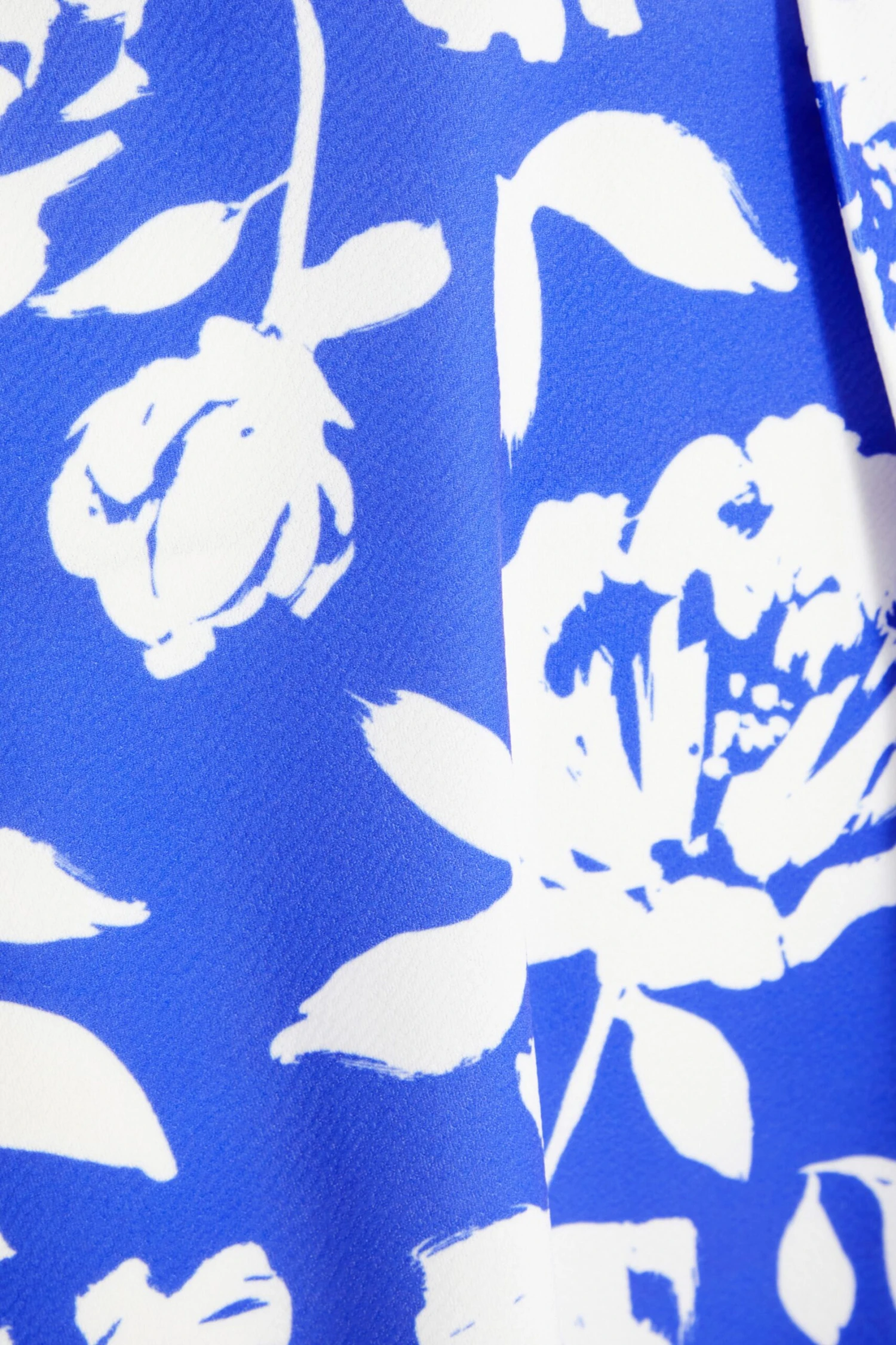 Petite Royal Blue Floral Dip Hem Midi Dress 6 Petite Royal Blue Floral Dip Hem Midi Dress - Image 6